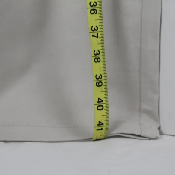 AWAY - Picture 4 of 10